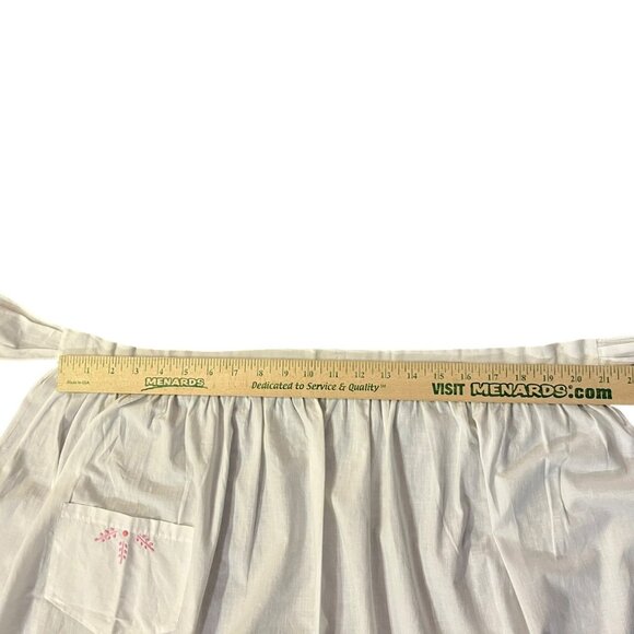 Vintage White Half Apron w/ Pink Embroidery – Handmade – Women’s Kitchen - Picture 8 of 13